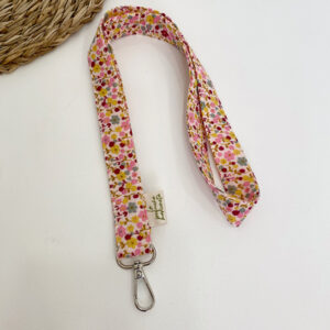 Lanyard - Cuelga llaves Tipo liberty rosa