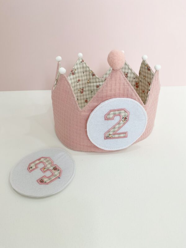 Corona de cumpleaños Rosa-Victoria