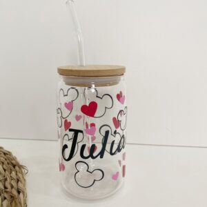 Vaso con tapa y pajita