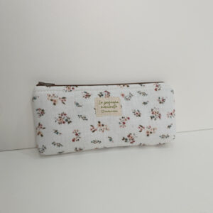 Estuche bambula fondo blanco